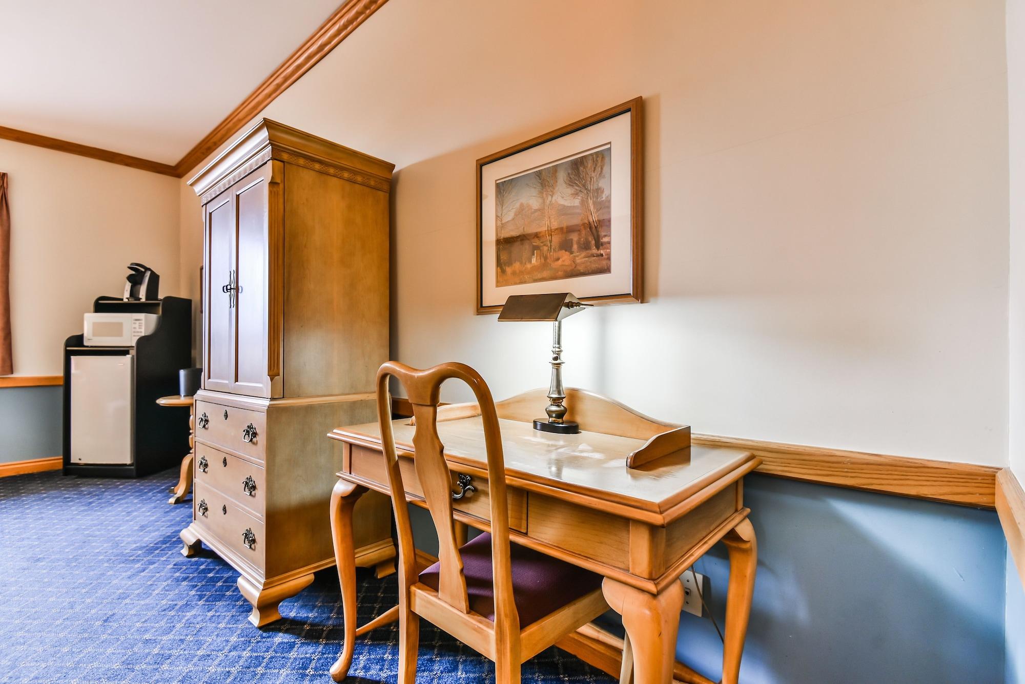 Travelodge By Wyndham Chatham Екстер'єр фото