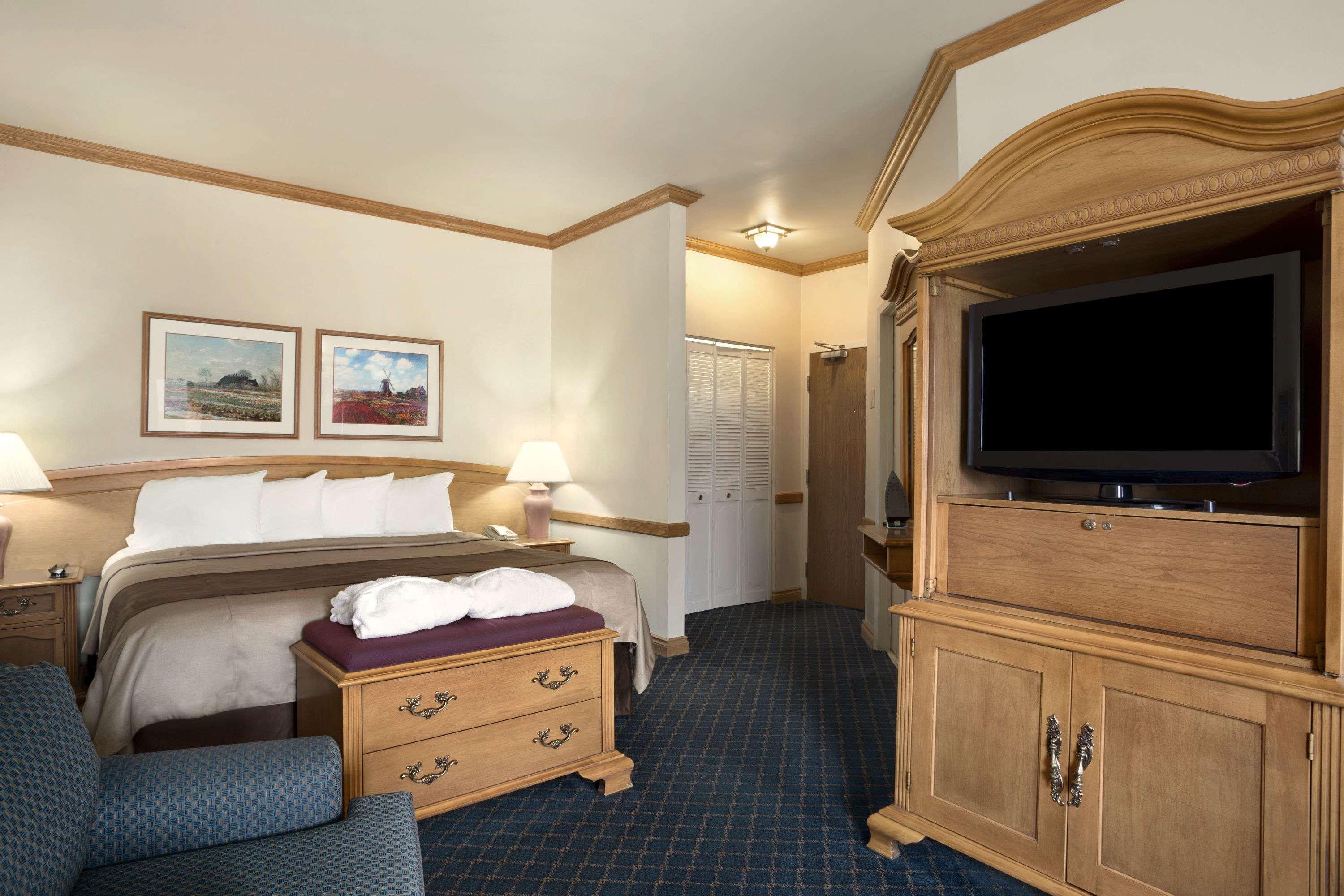 Travelodge By Wyndham Chatham Екстер'єр фото