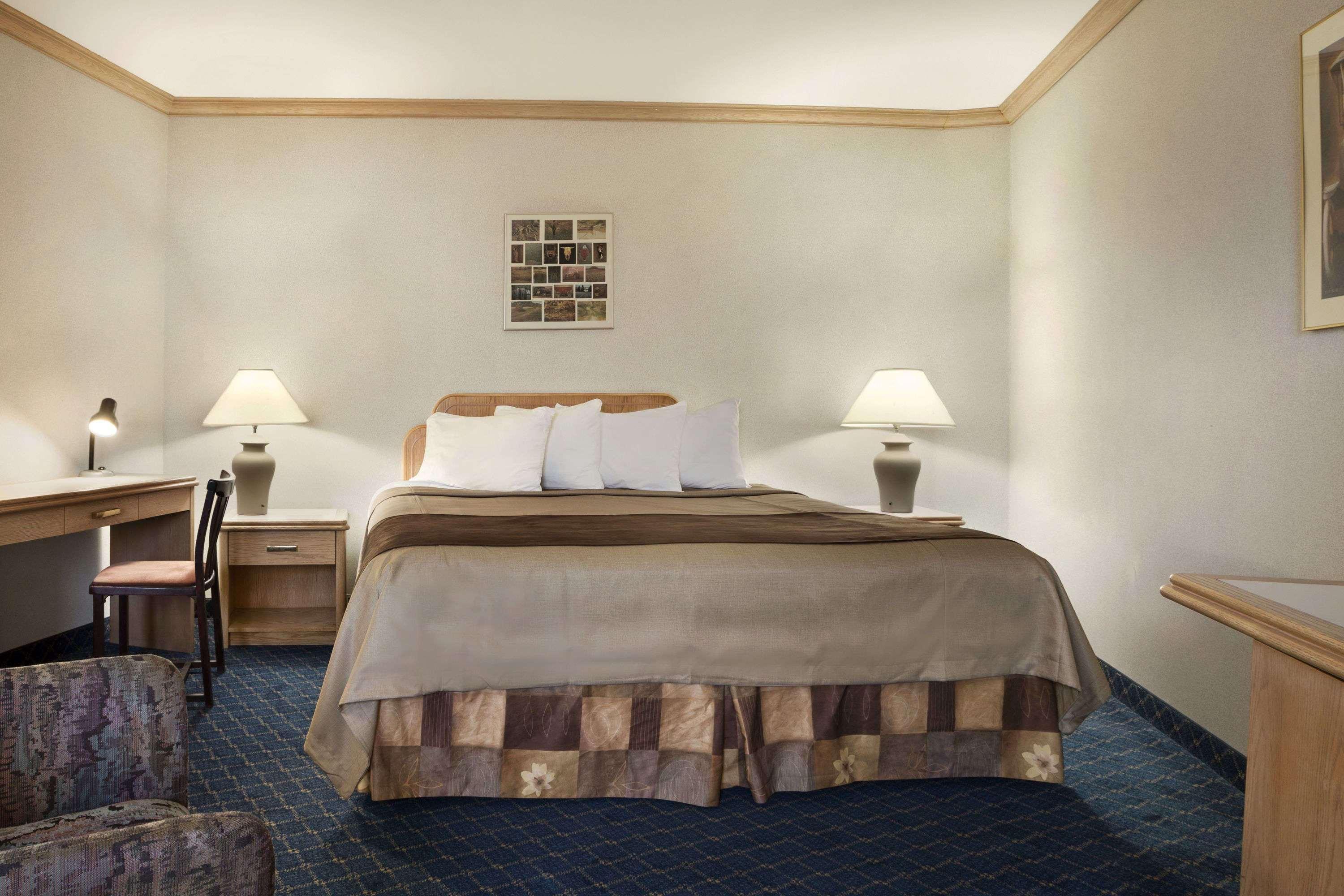 Travelodge By Wyndham Chatham Екстер'єр фото